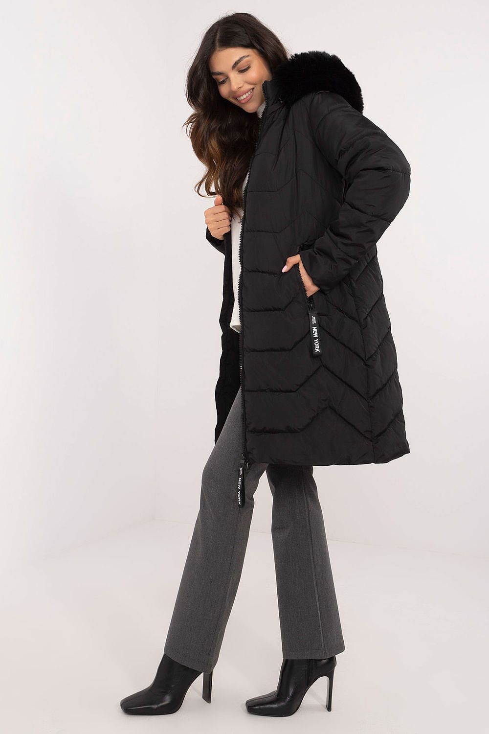 Daunenjacke Damen urban gesteppt Fellkapuze – S bis XXL warm