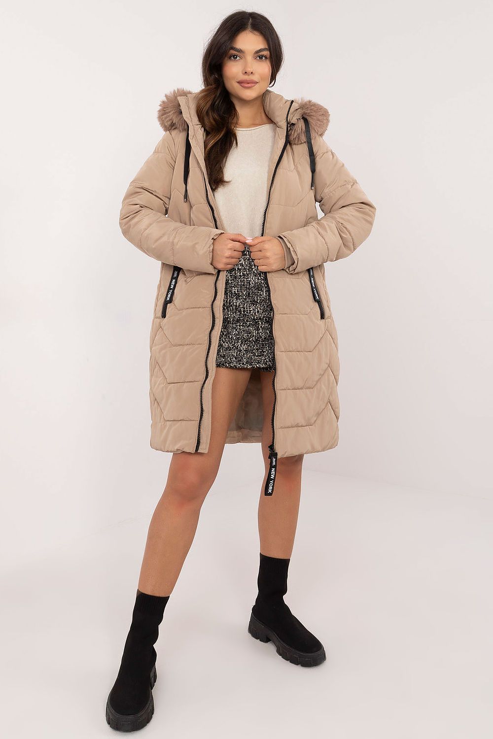 Daunenjacke Damen urban gesteppt Fellkapuze – S bis XXL warm