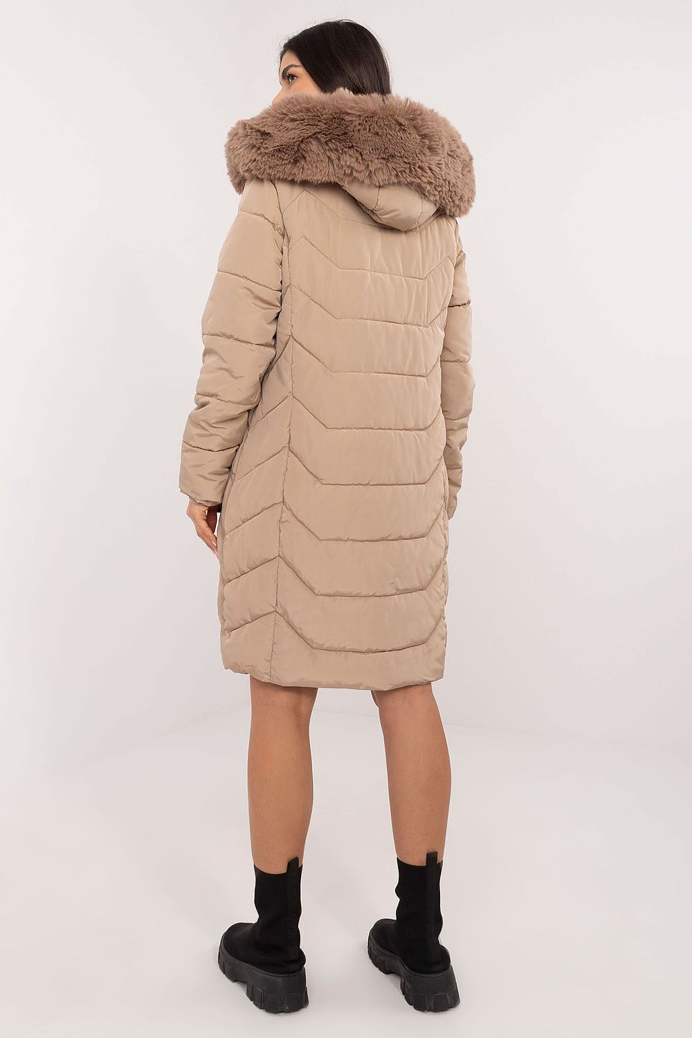 Daunenjacke Damen urban gesteppt Fellkapuze – S bis XXL warm