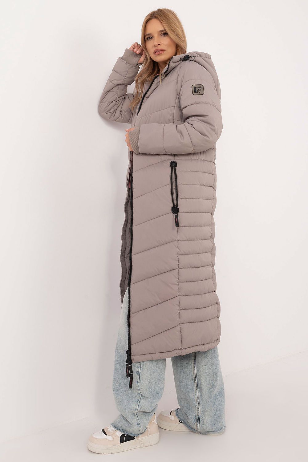 Winterjacke Damen lang gefüttert mit Daumenloch