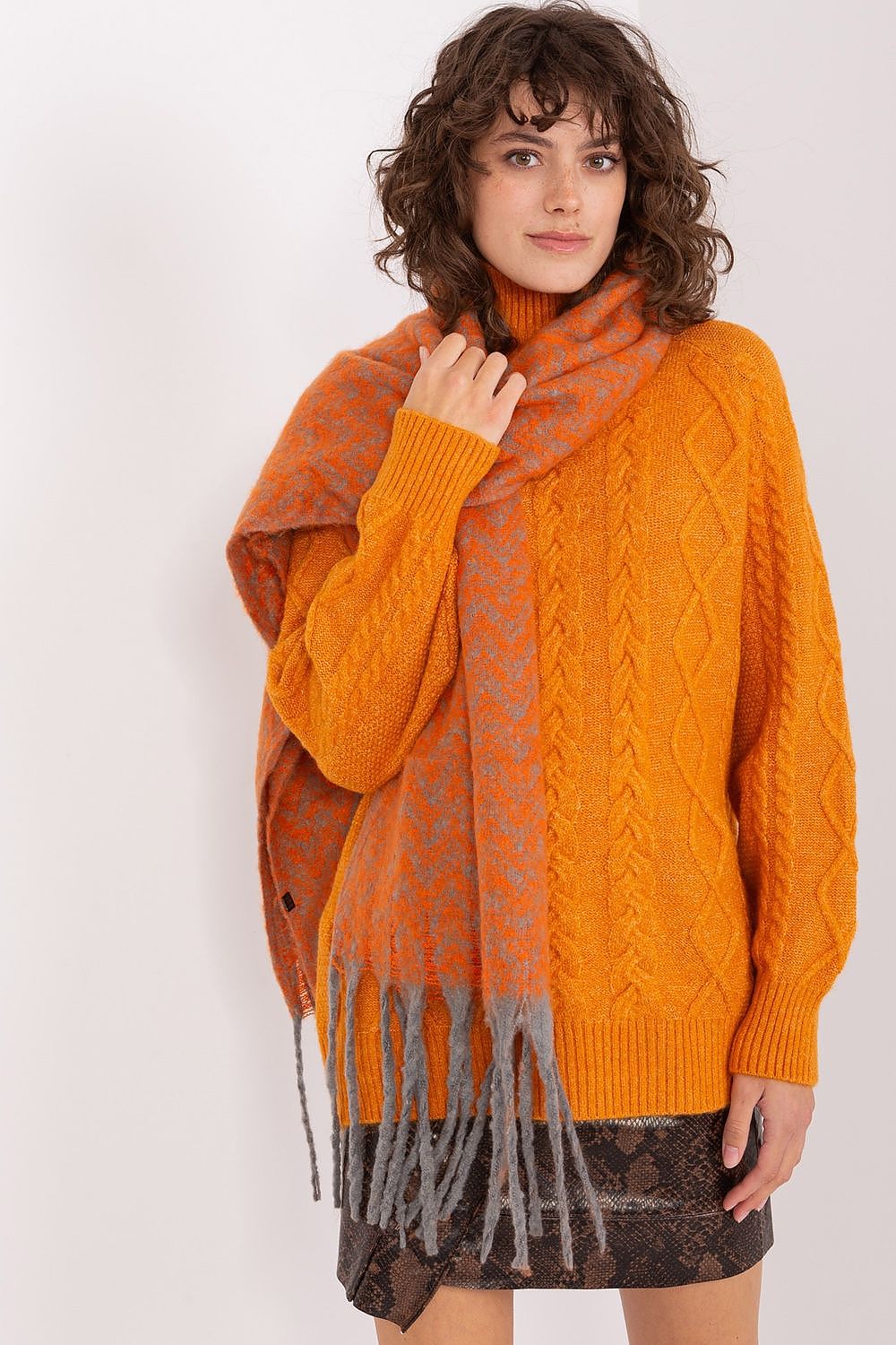 Damen Schal Lang Polyester Geometrisch - Winterschal mit Quasten