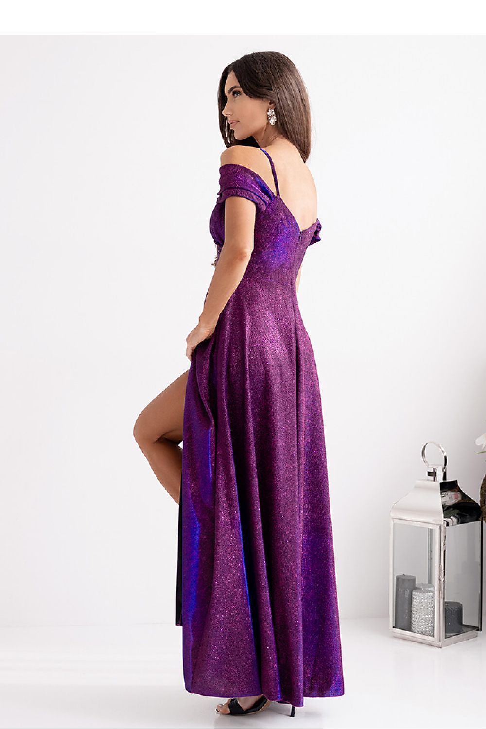 Langes Kleid Damen – Wickelausschnitt & ausgestellter Rock mit Schlitz