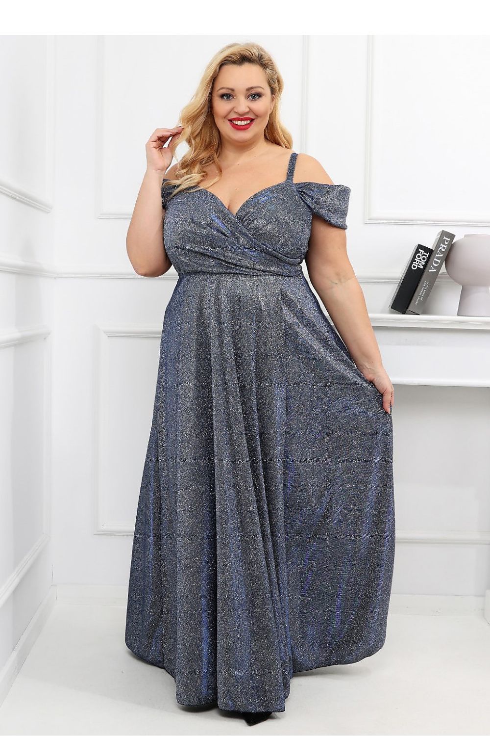 Langes Kleid Damen – Wickelausschnitt & ausgestellter Rock mit Schlitz