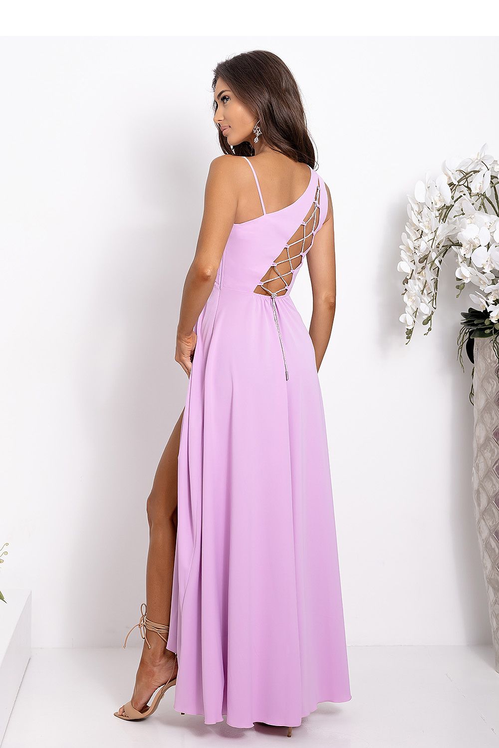 Langes Kleid Damen – asymmetrische Träger & geflochtener Rücken