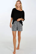 Pyjama Damen schwarz – Viskose 3/4-Arm Shirt & gemusterte Shorts