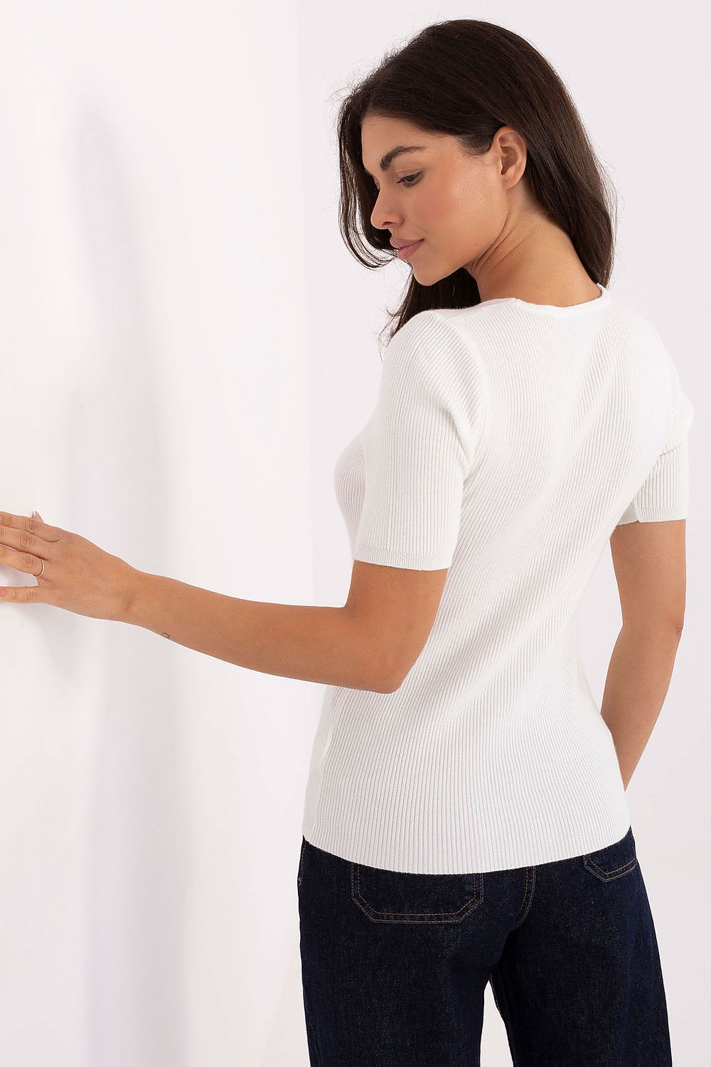 Kurzarm Pullover Damen – Geripptes Material & V-Ausschnitt
