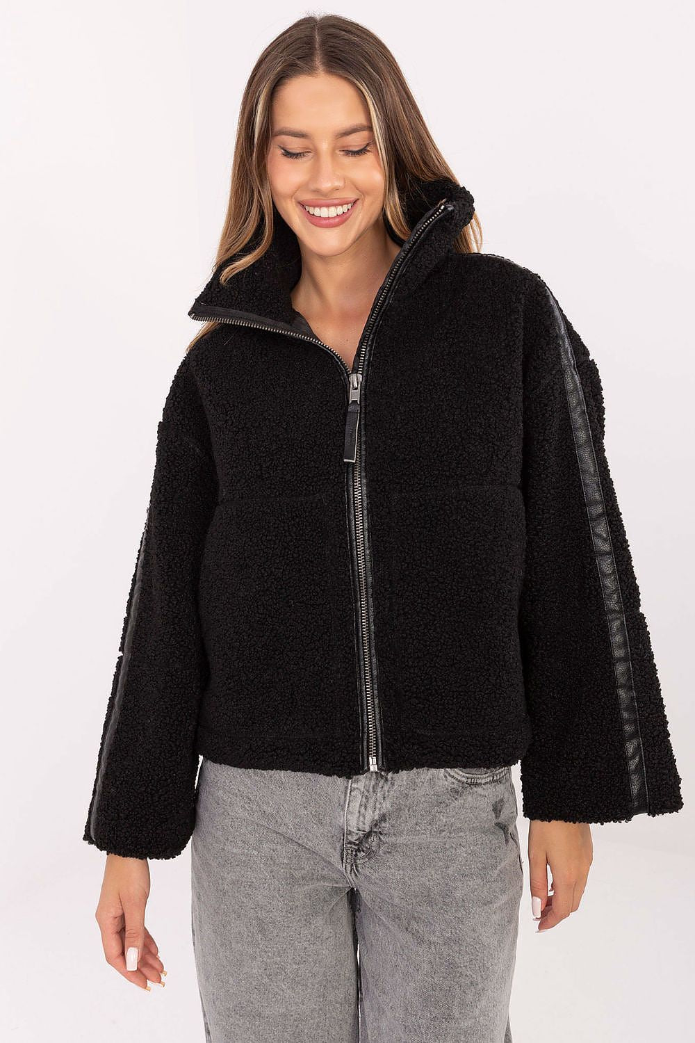 Kunstpelzjacke Damen Kurz – Lässig & Warm