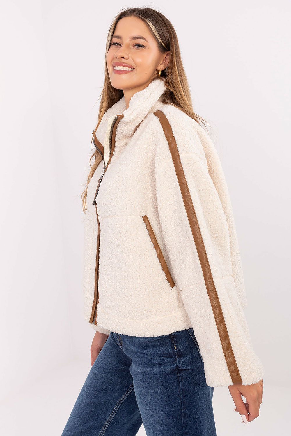 Kunstpelzjacke Damen Kurz – Lässig & Warm