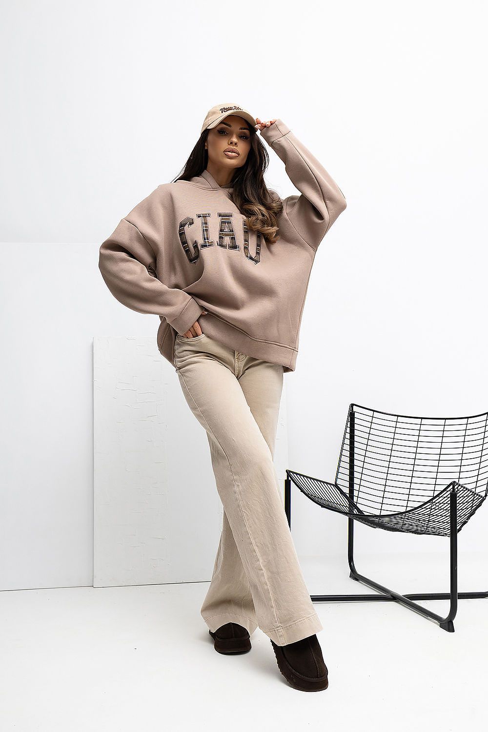 Damen Hoodie mit Stickerei – Bequem & Stylisch für jeden Tag