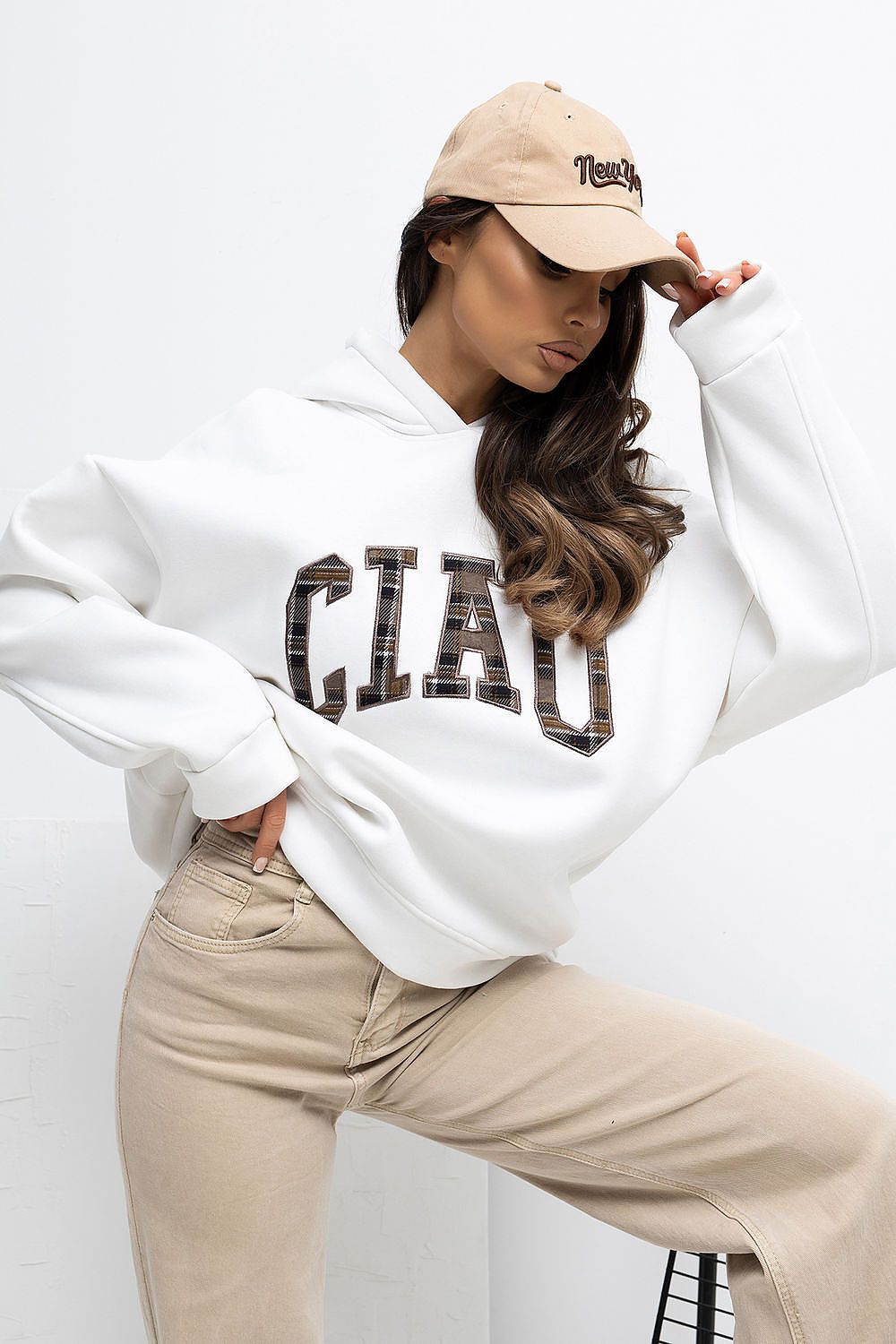 Damen Hoodie mit Stickerei – Bequem & Stylisch für jeden Tag