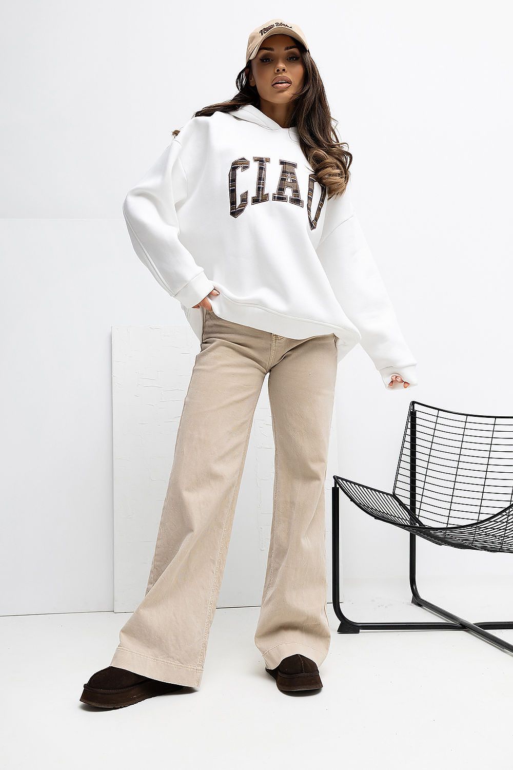 Damen Hoodie mit Stickerei – Bequem & Stylisch für jeden Tag