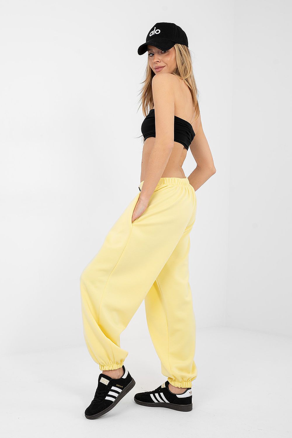 Jogger Sweatpants Italy Moda Damen – Bündchen & Falten-Design