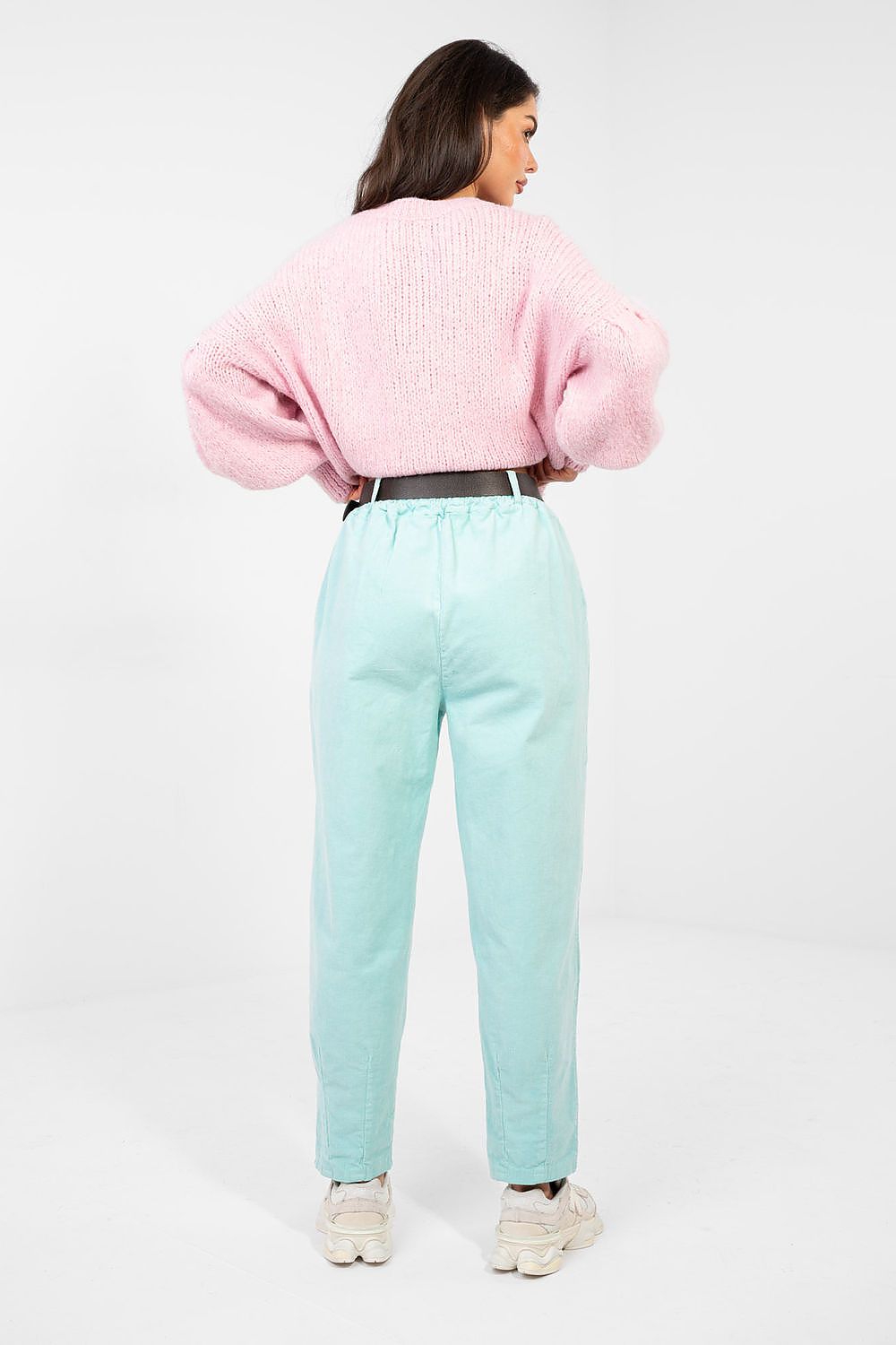 Cordhose Damen – Elegante Karottenhose mit Hoher Taille