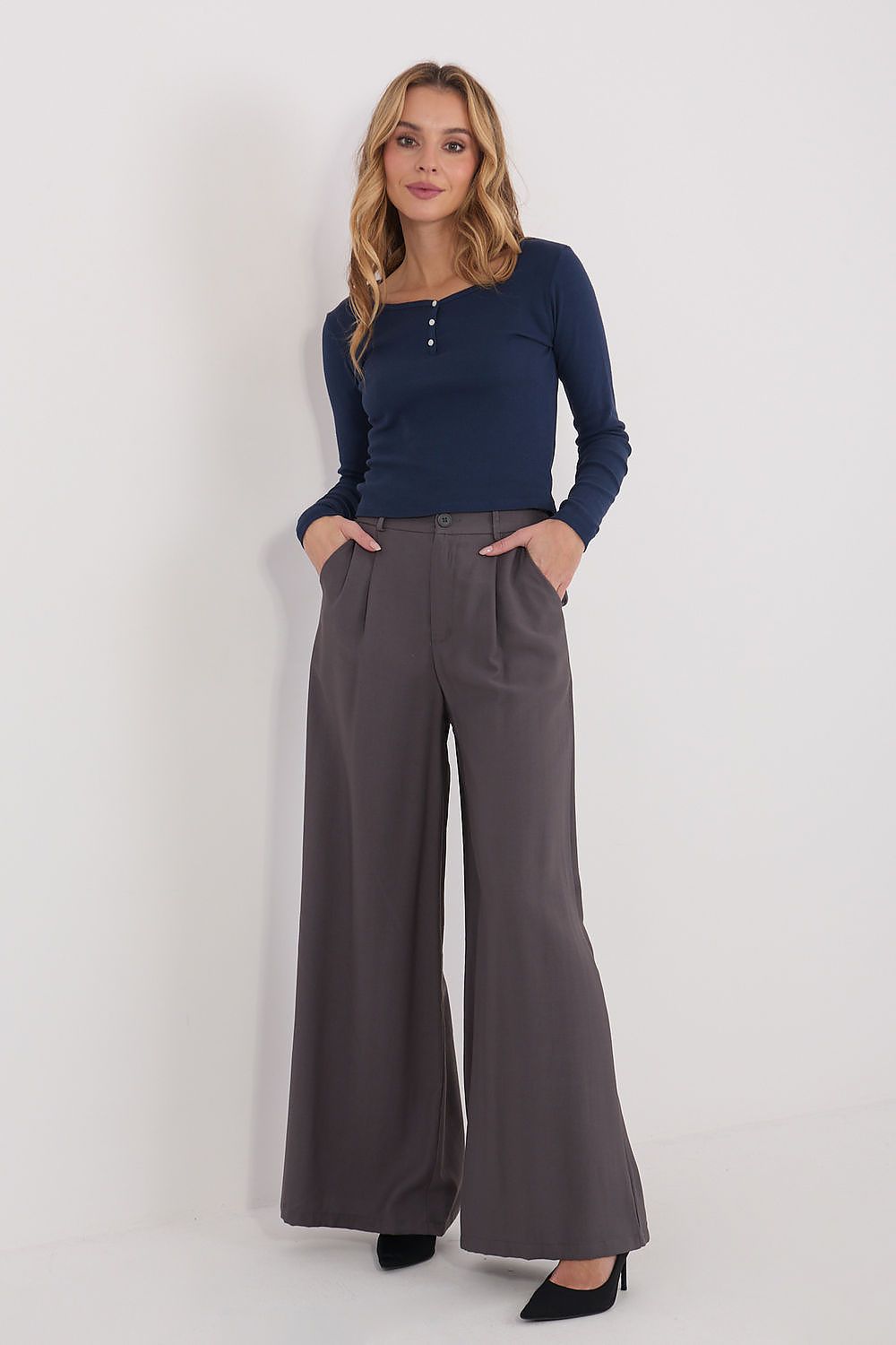 Damen Longsleeve mit 3 Knöpfen am Ausschnitt aus Baumwolle