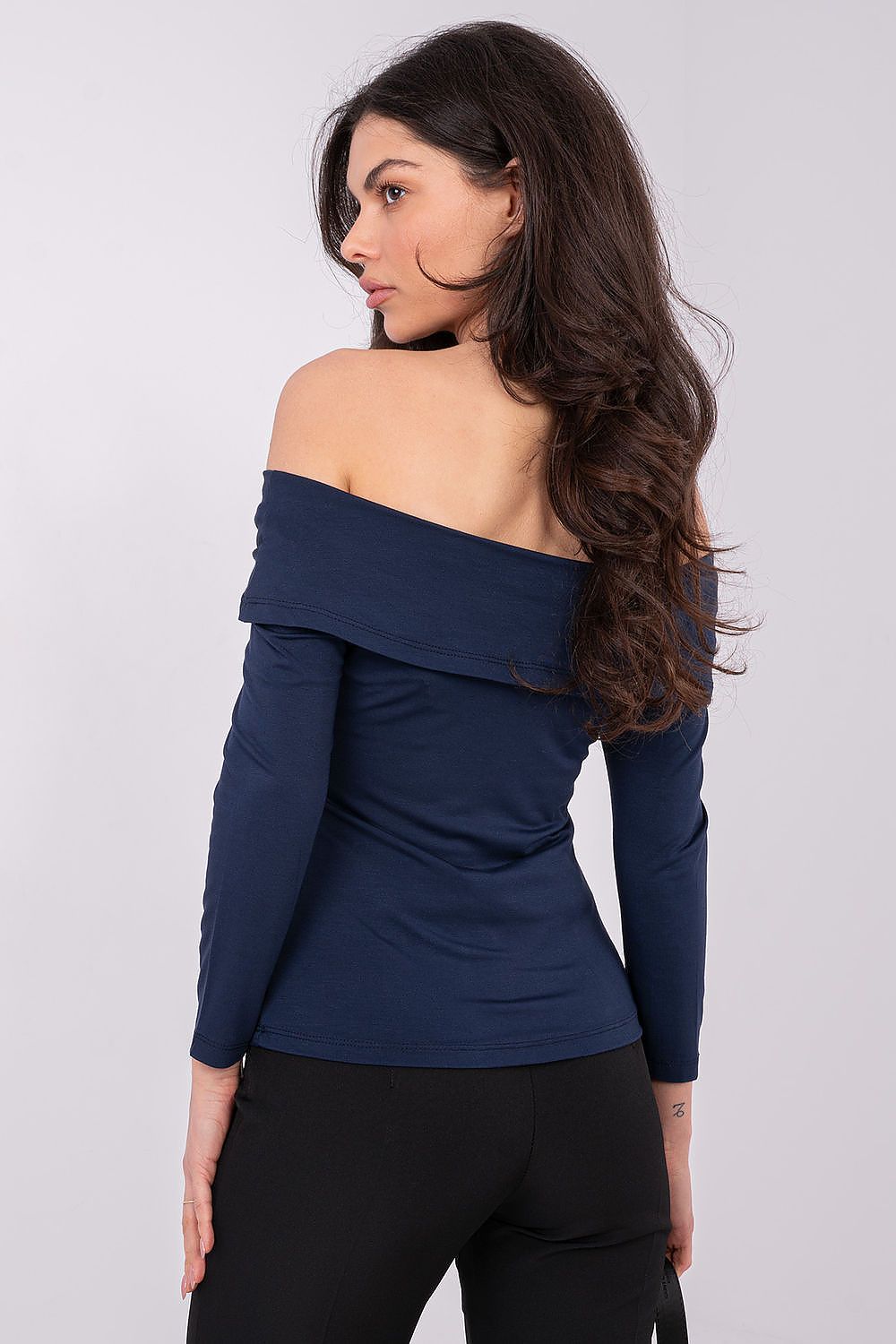 Damen Bluse mit Carmen-Ausschnitt aus Viskose – Feminin & Luftig