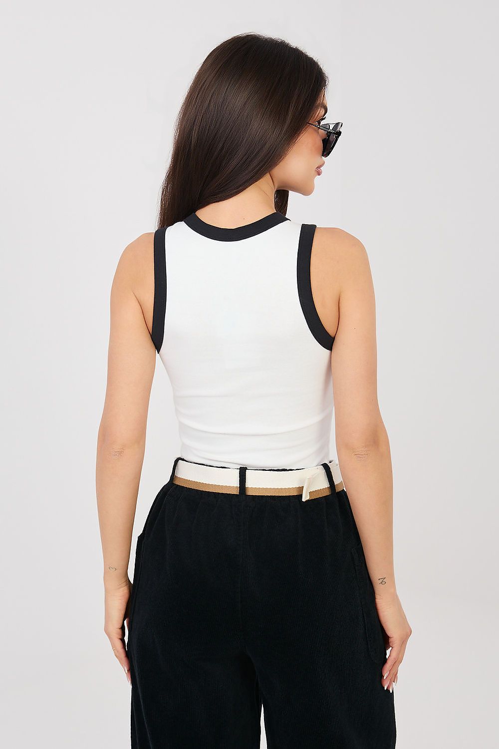 Tank Top Damen ärmellos mit Kontrastbesatz – Sportlich & Lässig