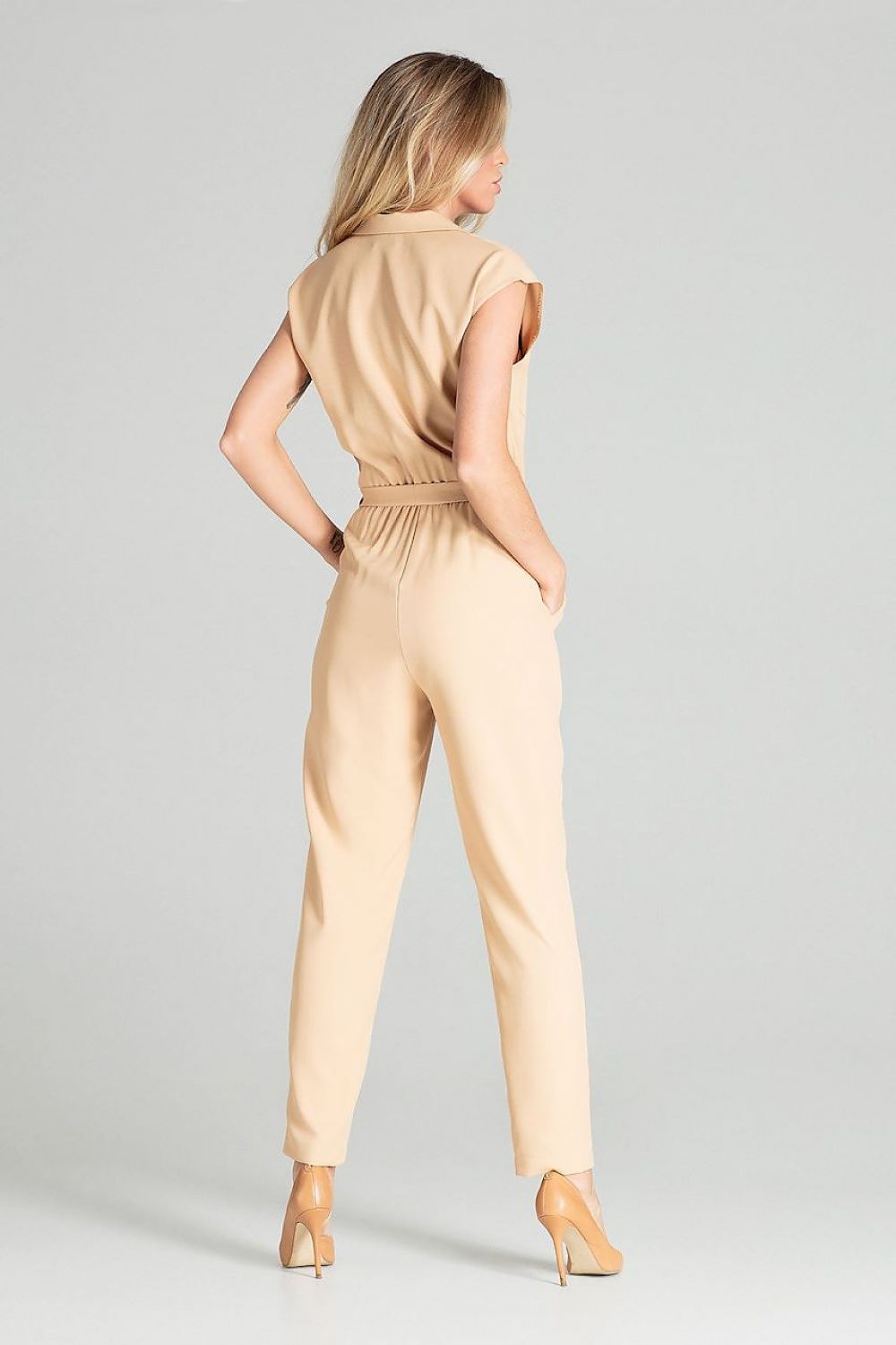 Jumpsuit Damen ärmellos Knopfleiste Bindegürtel – stylisch & bequem